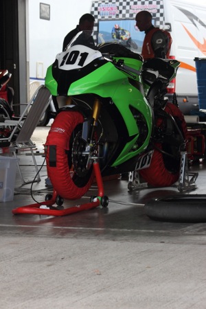 ZX-10R Warming Up