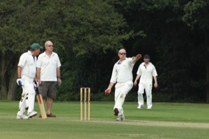 Darren Bowls Some Dolly-Drops