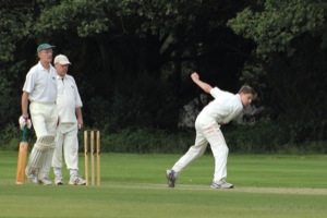 Oppo Bowler in Action