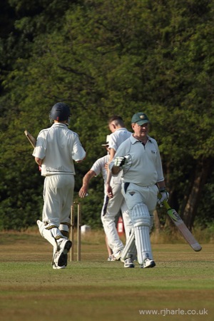 Big Lad's Dad Hits a Four